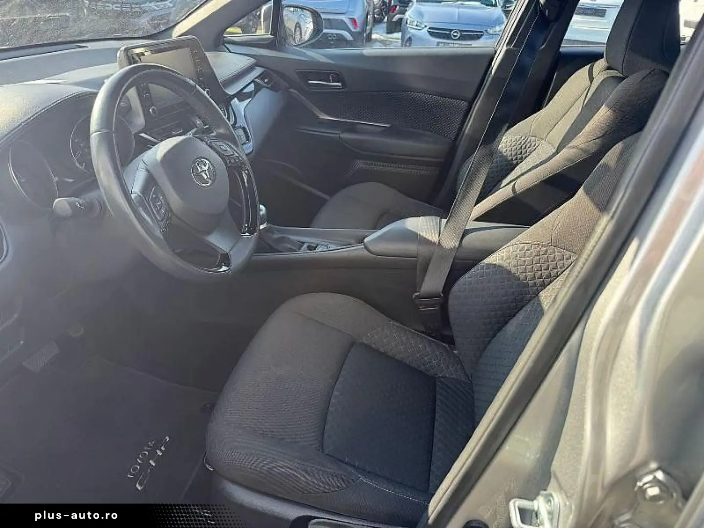 TOYOTA C-HR 1.8 Flow HEV