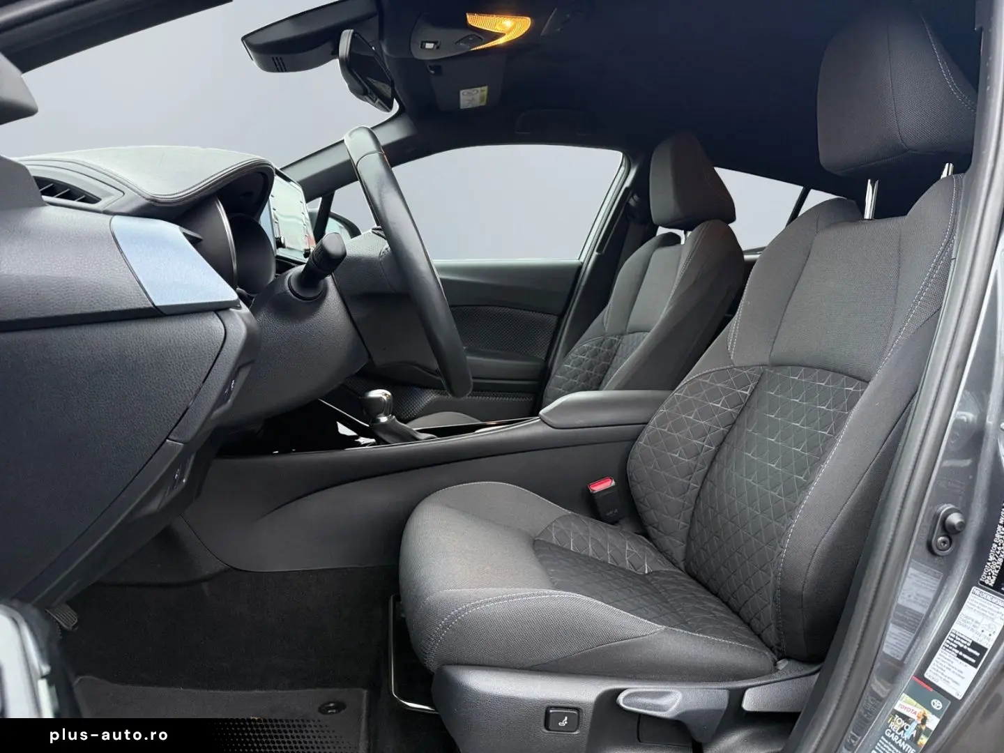 TOYOTA C-HR 1.8 Hybrid Team D