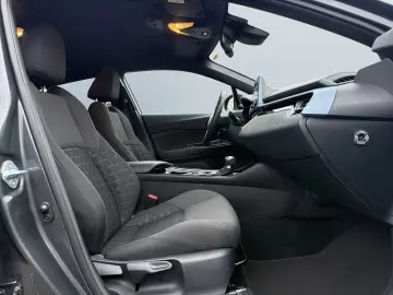 TOYOTA C-HR 1.8 Hybrid Team D