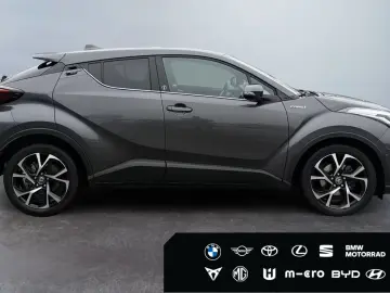 TOYOTA C-HR 1.8 Hybrid Team D