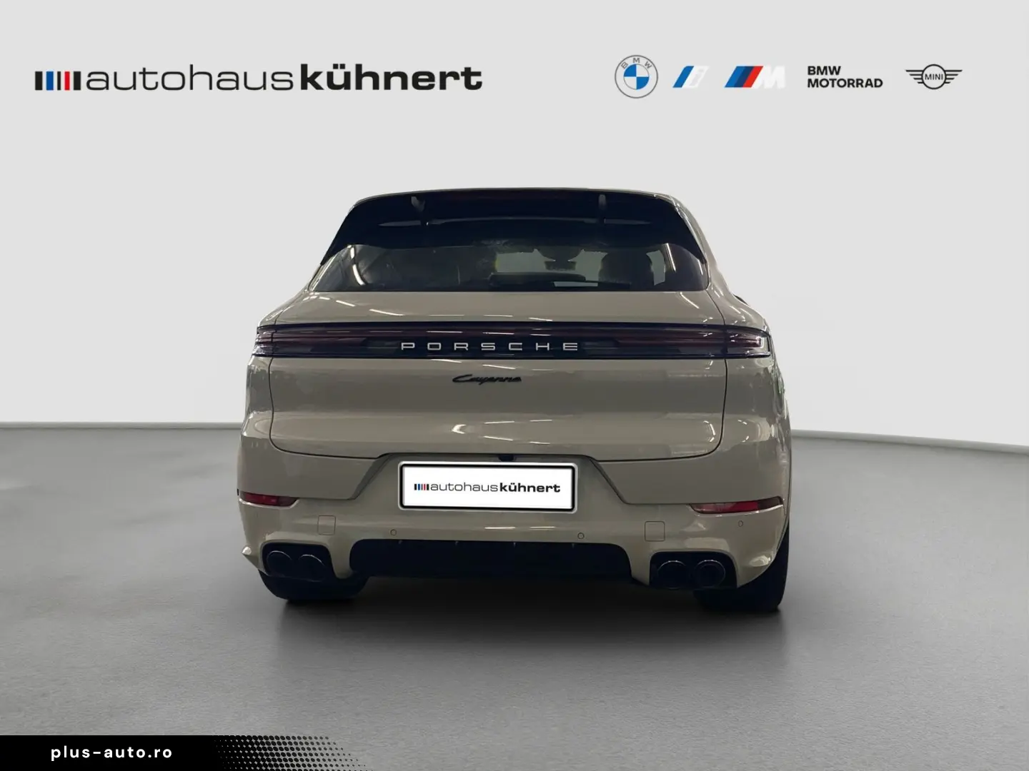 PORSCHE Cayenne E-Hybrid PanoSD HUD Bose 1. Hand ACC