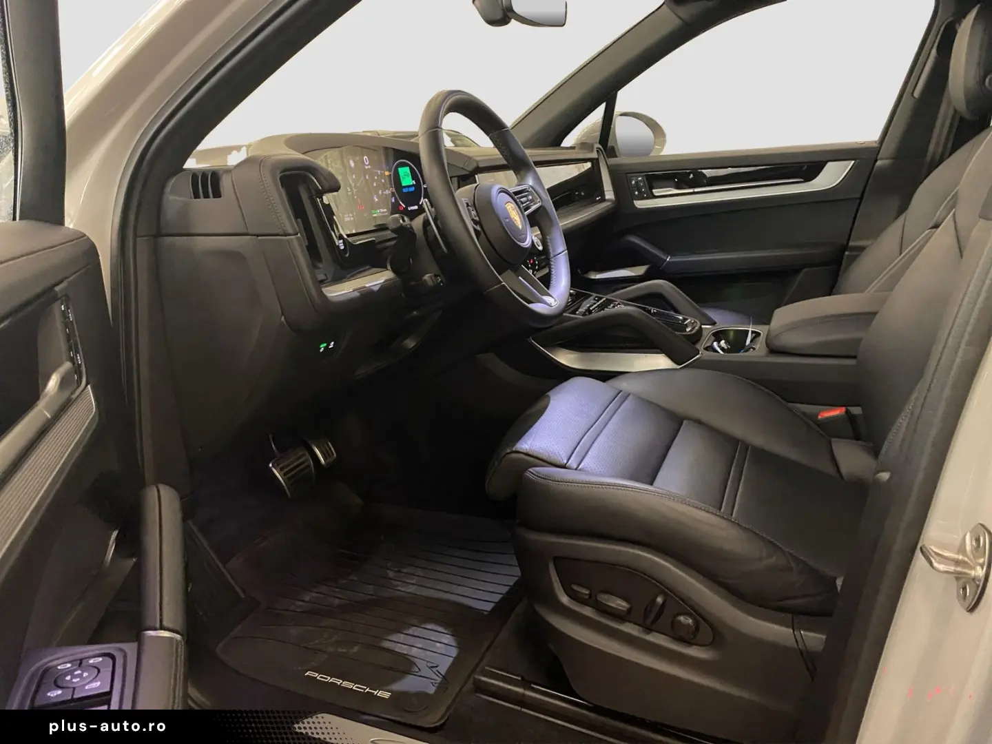 PORSCHE Cayenne E-Hybrid PanoSD HUD Bose 1. Hand ACC