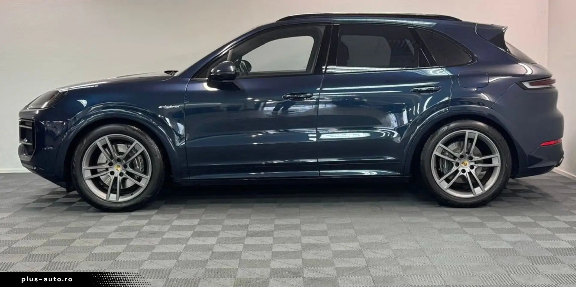 PORSCHE Cayenne E-Hybrid