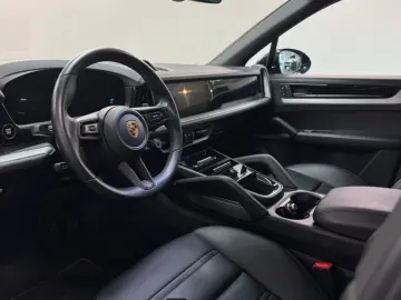 PORSCHE Cayenne E-Hybrid