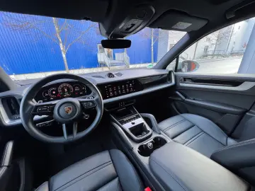 PORSCHE Cayenne E-Hyb Kreide · Inno · AHK · 14Wege  Bose