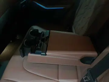 BMW X5 xDrive45e M-SPORT AHK LEDER PANO