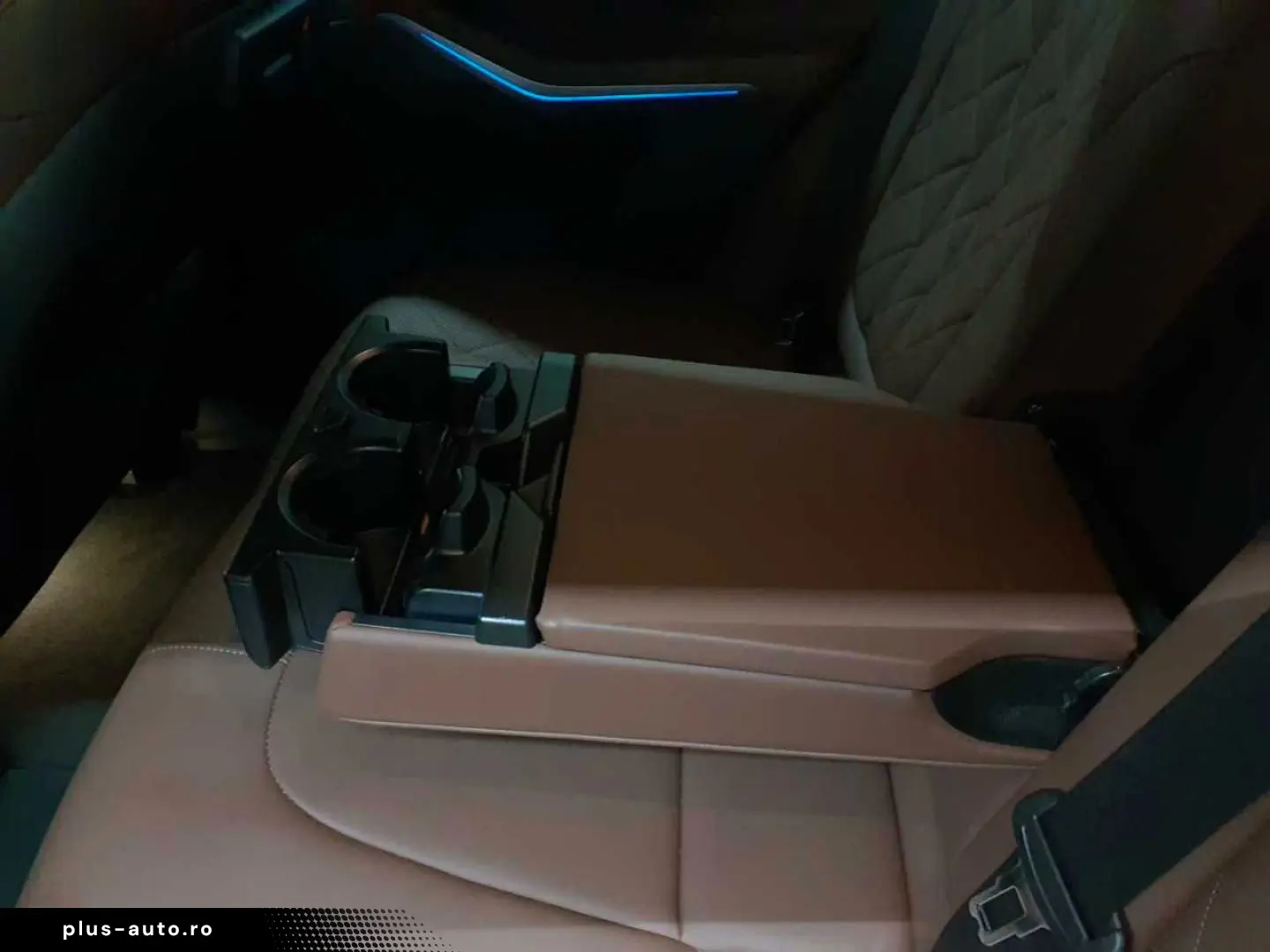 BMW X5 xDrive45e M-SPORT AHK LEDER PANO