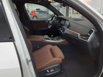 BMW X5 xDrive45e M-SPORT AHK LEDER PANO