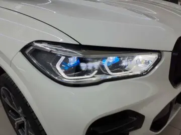 BMW X5 xDrive45e M-SPORT AHK LEDER PANO