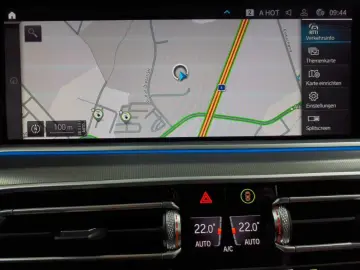 BMW X5 xDrive45e M-SPORT AHK LEDER PANO