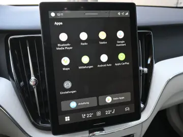 VOLVO XC60 B5 B AWD Plus Dark FSHZG PANO 360  ACC