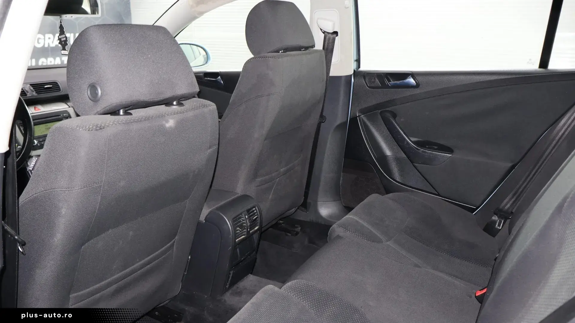 VW Passat Limuzina Automat Benzina