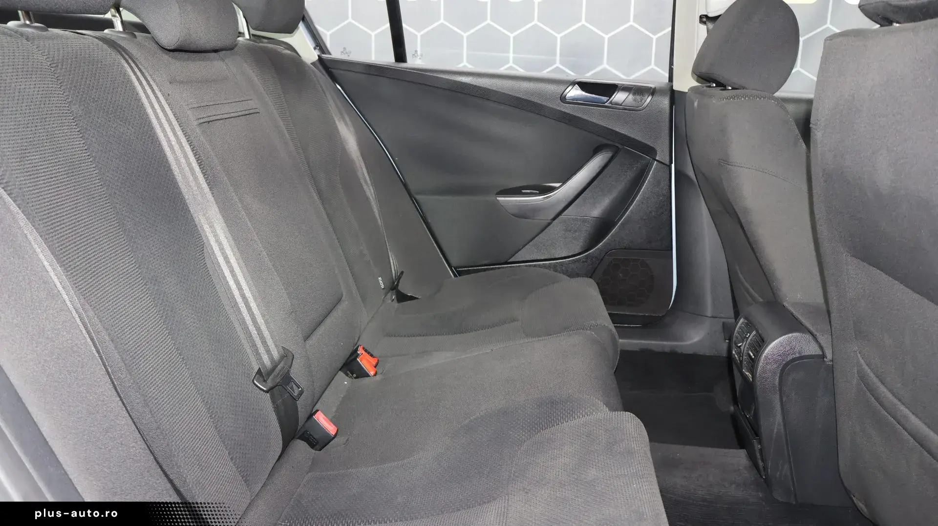 VW Passat Limuzina Automat Benzina