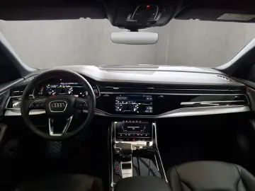 AUDI Q8 SUV 45 TDI quattro 170(231) kW(PS) tiptronic