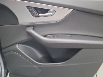 AUDI Q8 SUV 45 TDI quattro 170(231) kW(PS) tiptronic