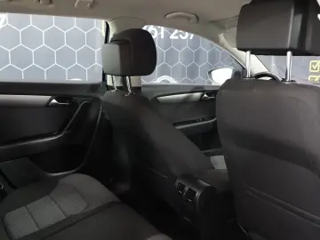 VW Passat Automat 2.0 TDI Led