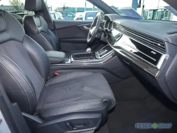 AUDI Q8 55 TFSI qu. 2xS line Luftf. Navi RüKa Standh.