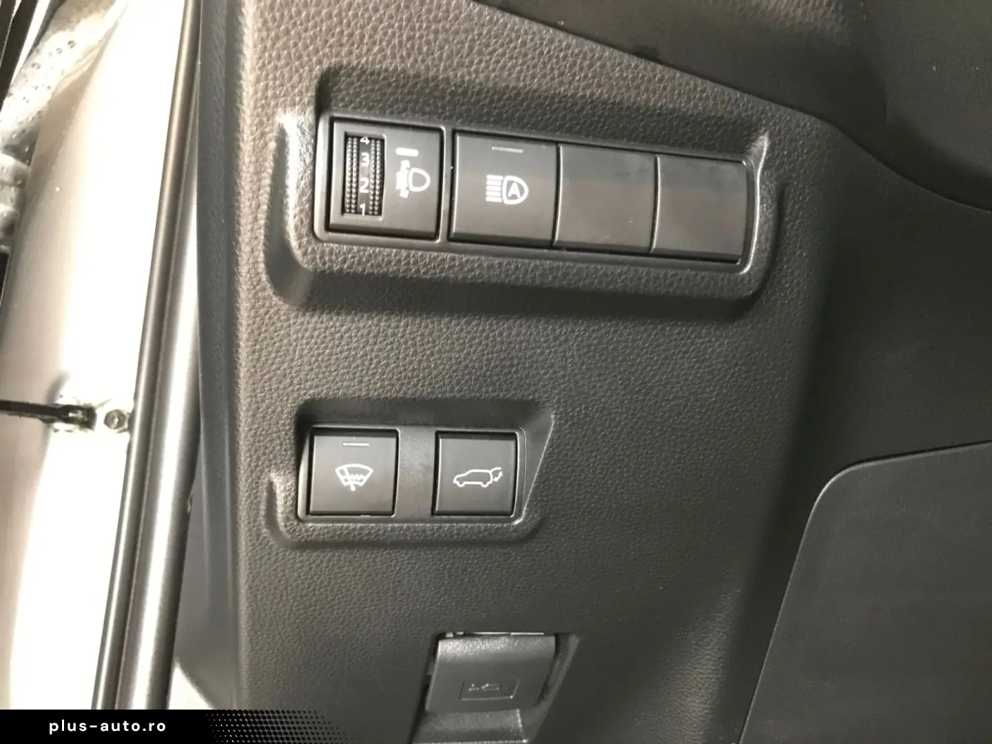 TOYOTA Corolla Cross Hybrid