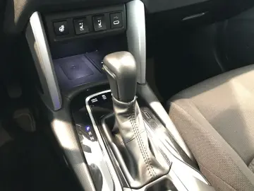 TOYOTA Corolla Cross Hybrid