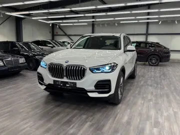 BMW X5 xDrive 45 e HUD Panorama Leder Braun
