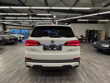 BMW X5 xDrive 45 e HUD Panorama Leder Braun
