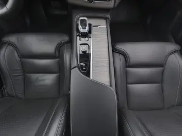 Volvo XC90 T8 Ultimate Bright B&O Perne Carlig