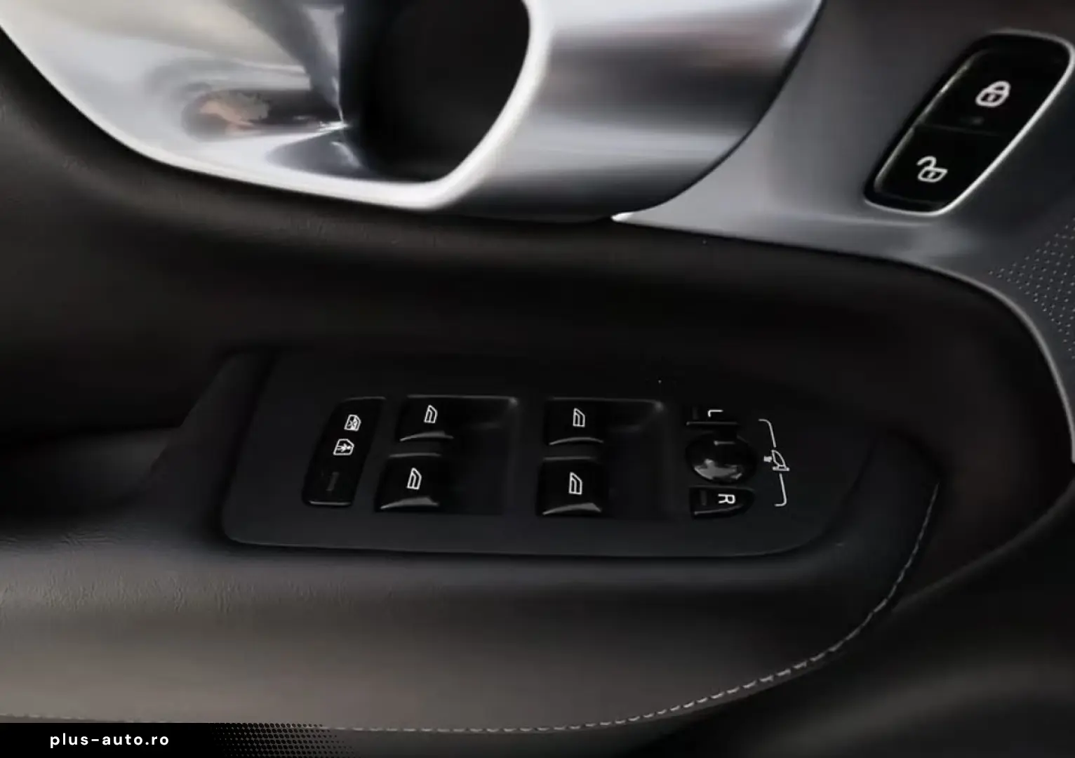 Volvo XC90 T8 Ultimate Bright B&O Perne Carlig