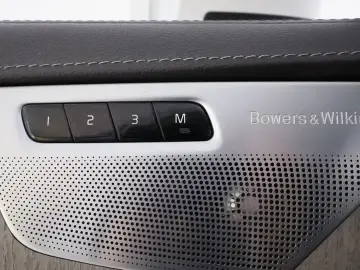 Volvo XC90 T8 Ultimate Bright B&O Perne Carlig