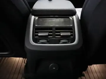 Volvo XC90 T8 Ultimate Bright B&O Perne Carlig