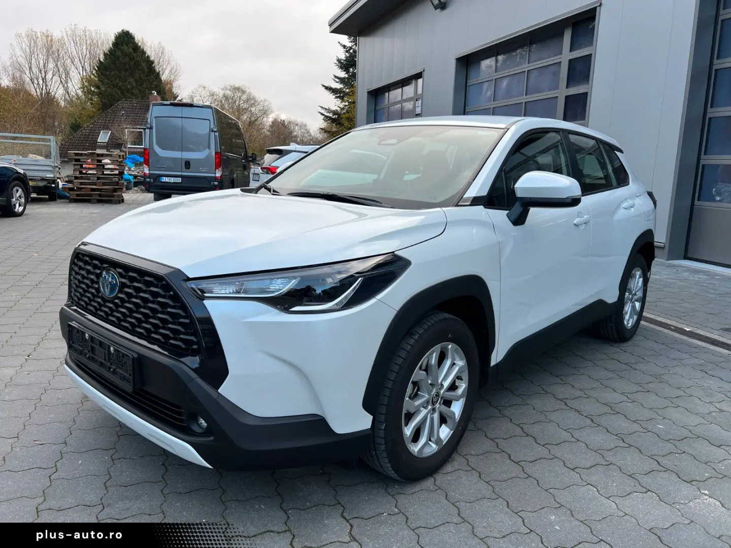 TOYOTA Corolla Cross 2.0 Hybrid