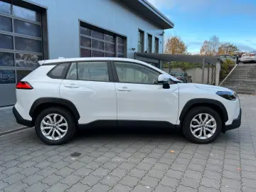 TOYOTA Corolla Cross 2.0 Hybrid