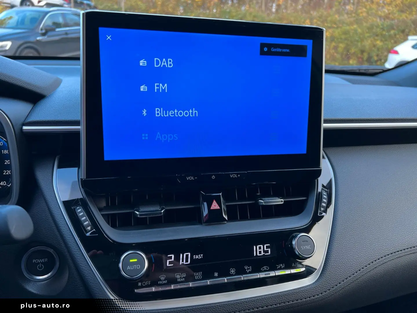 TOYOTA Corolla Cross 2.0 Hybrid