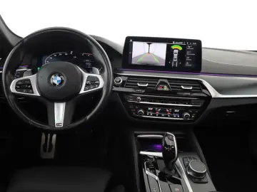 BMW 530d xDrive M Sport MHEV Aut. Laser ACC Navi AHK