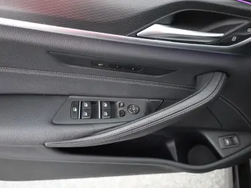 BMW 530d xDrive M Sport MHEV Aut. Laser ACC Navi AHK