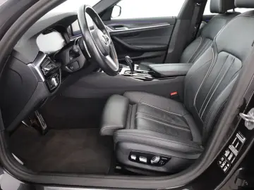 BMW 530d xDrive M Sport MHEV Aut. Laser ACC Navi AHK