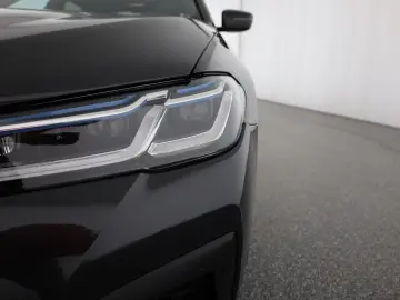 BMW 530d xDrive M Sport MHEV Aut. Laser ACC Navi AHK