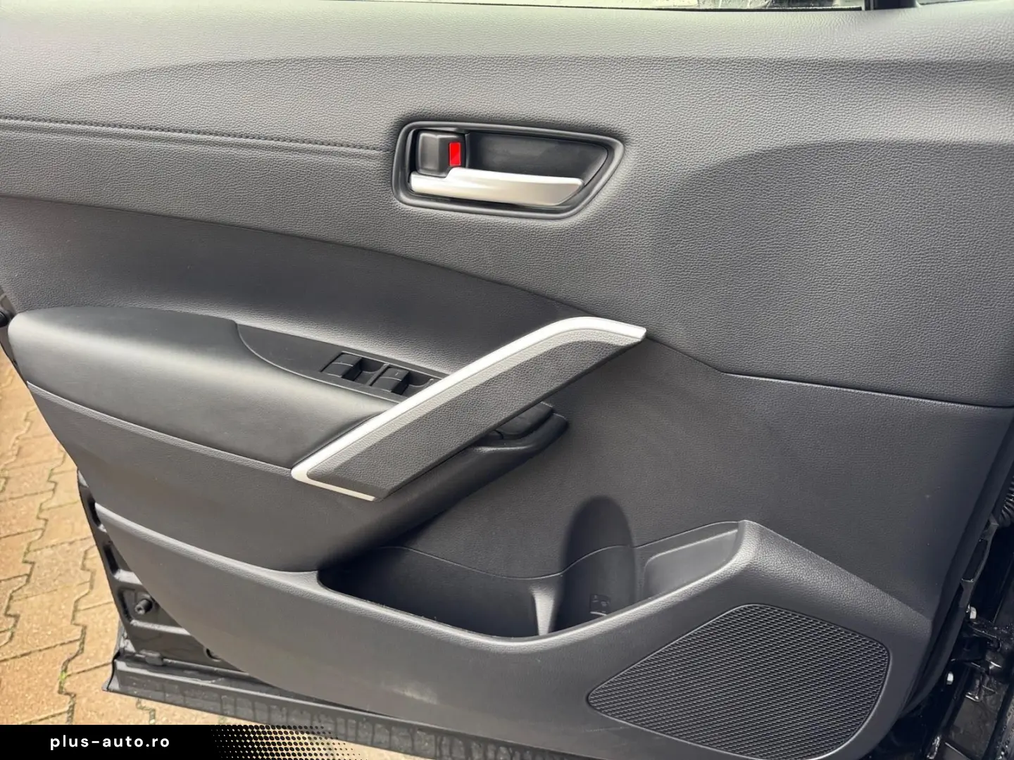 TOYOTA Corolla Cross 1.8 Comfort Hybrid