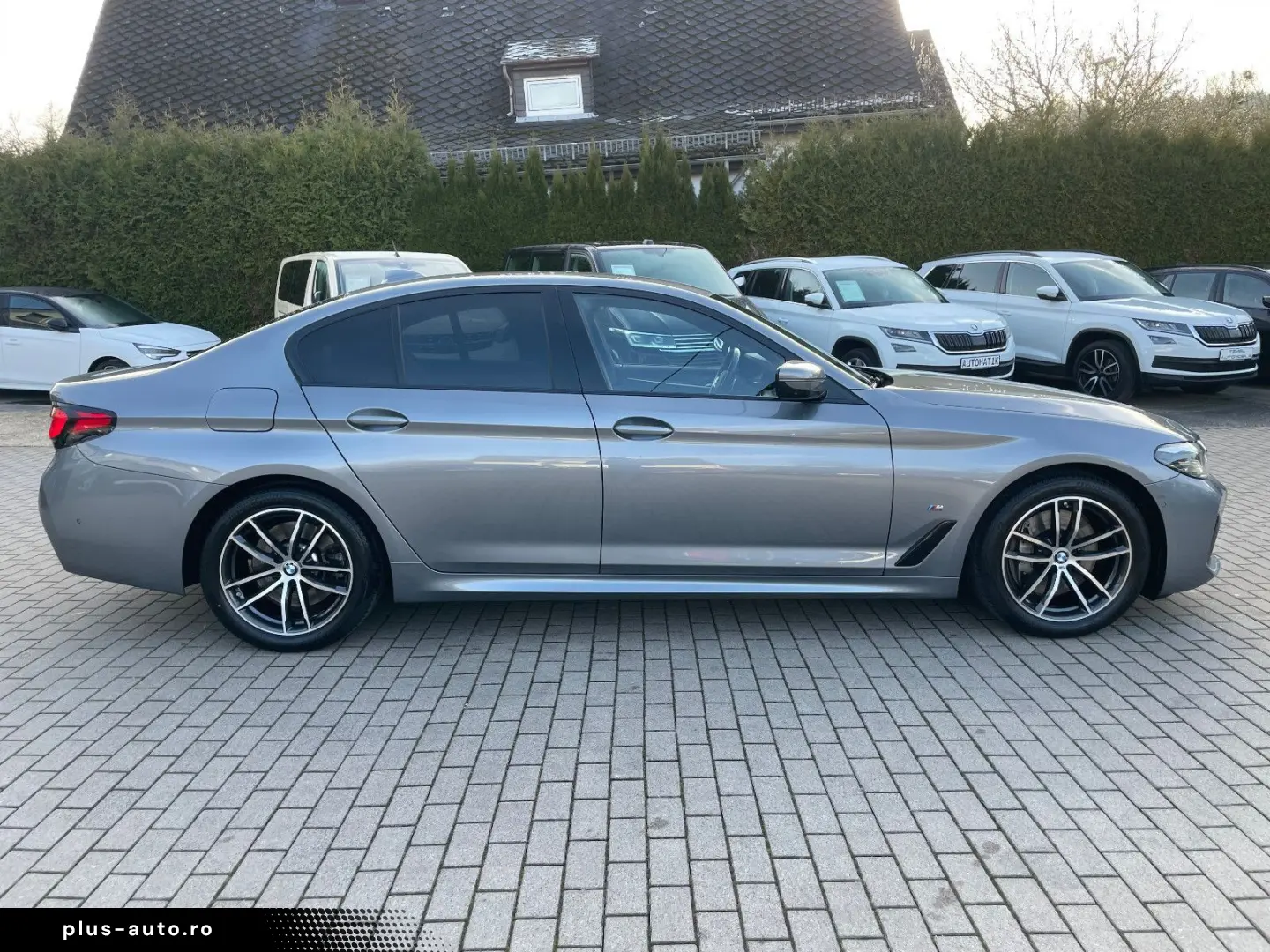 BMW 530 d xDrive M Sport 8xFach 360  Ahk Navi Leder