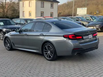 BMW 530 d xDrive M Sport 8xFach 360  Ahk Navi Leder