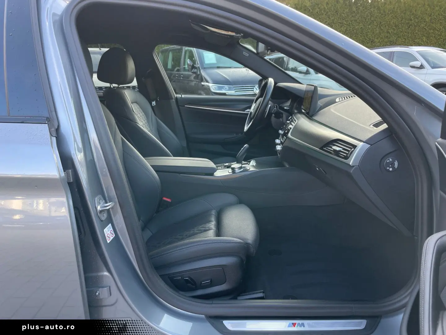 BMW 530 d xDrive M Sport 8xFach 360  Ahk Navi Leder