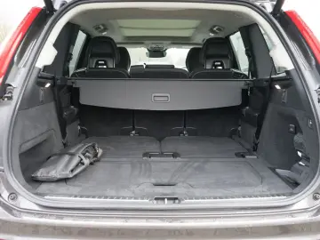 VOLVO XC90 B5 2.0 Plus Bright AWD