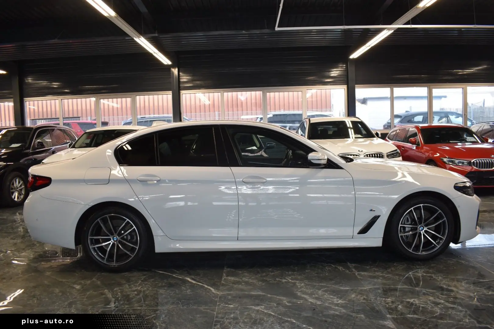 BMW 530 d xDrive M SPORT HEAD-UP LED ASSIST AHK SHZ