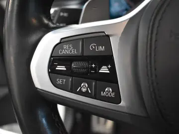 BMW 530 d xDrive M SPORT HEAD-UP LED ASSIST AHK SHZ