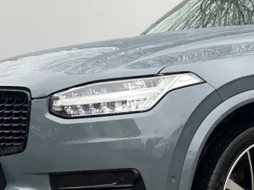 VOLVO XC90 Plus Dark Plug-In Hybrid AWD