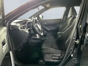 TOYOTA Corolla Cross Hybrid