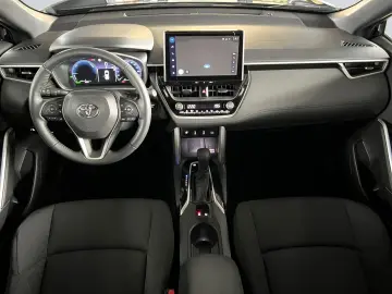 TOYOTA Corolla Cross Hybrid