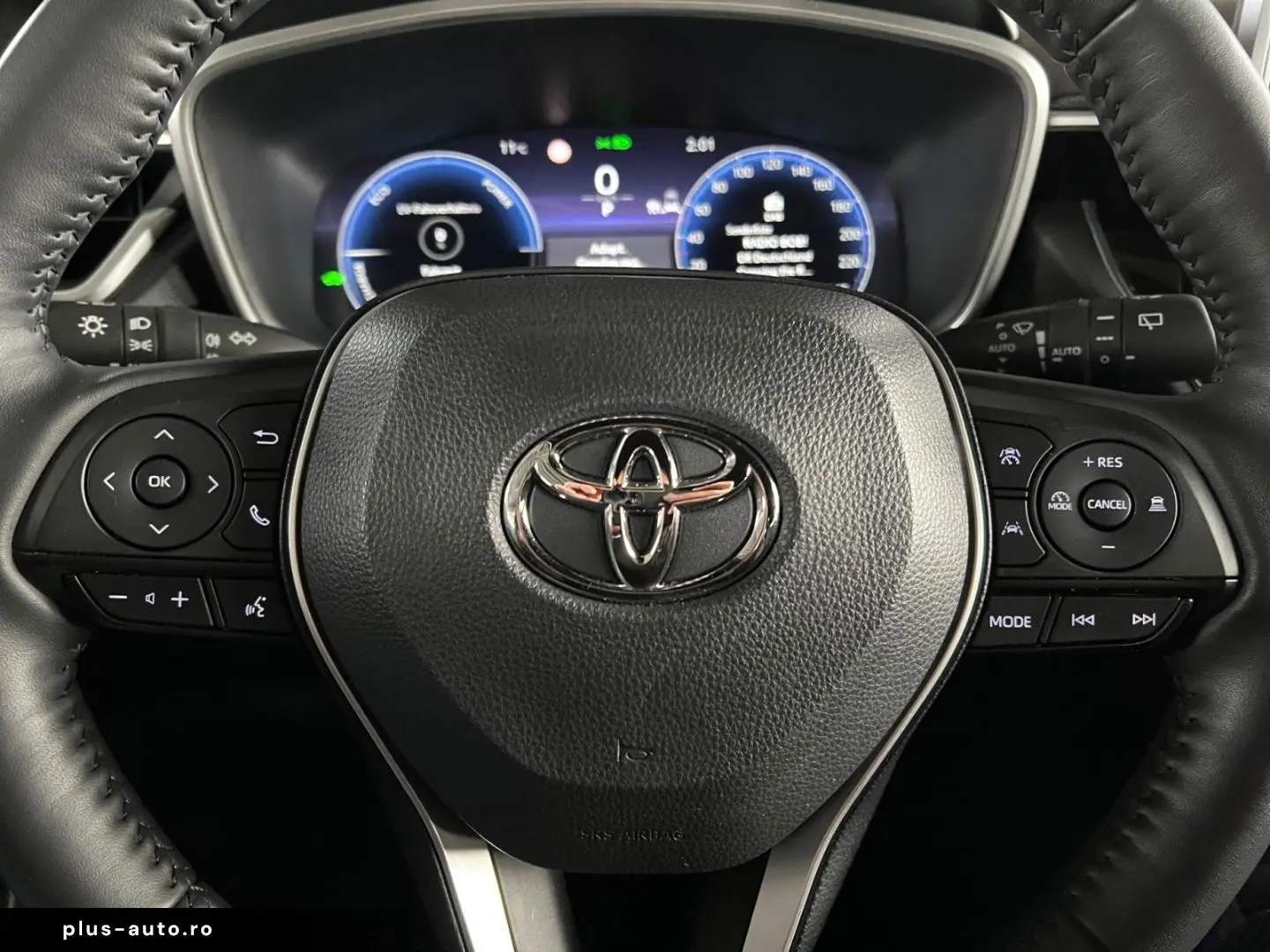 TOYOTA Corolla Cross Hybrid