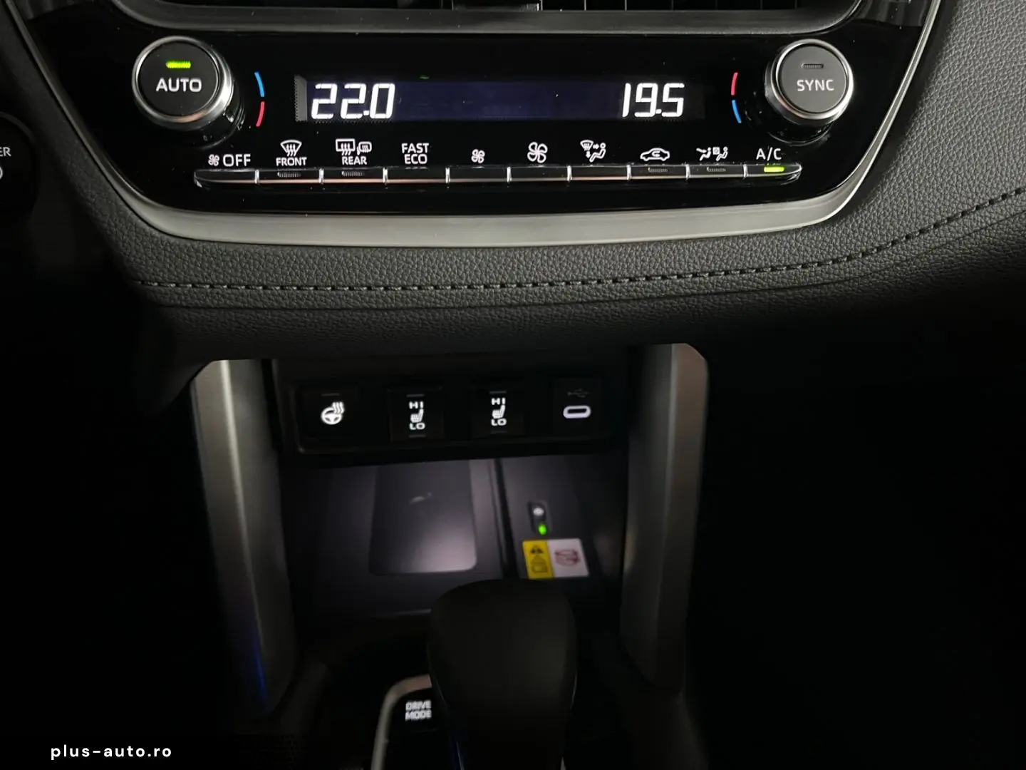 TOYOTA Corolla Cross Hybrid