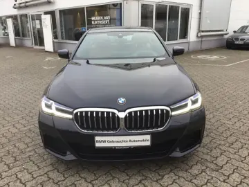 BMW 530 d xDrive Lim M-Sport HUD Navi Leder MemSitze