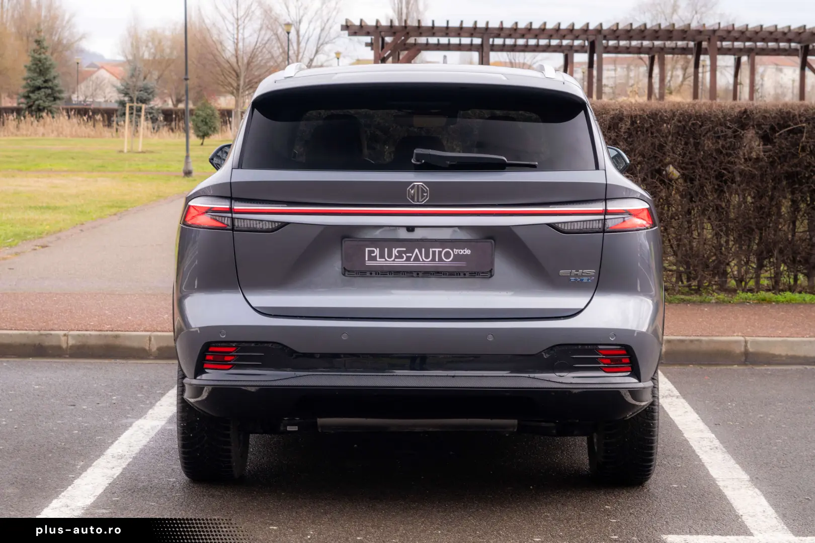 MG EHS PHEV Exclusive